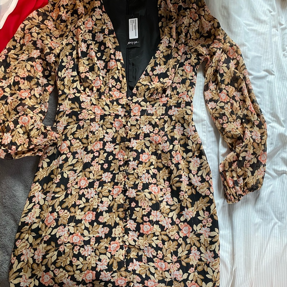 NWT Nasty Gal Floral Dress - Picture 3 of 5